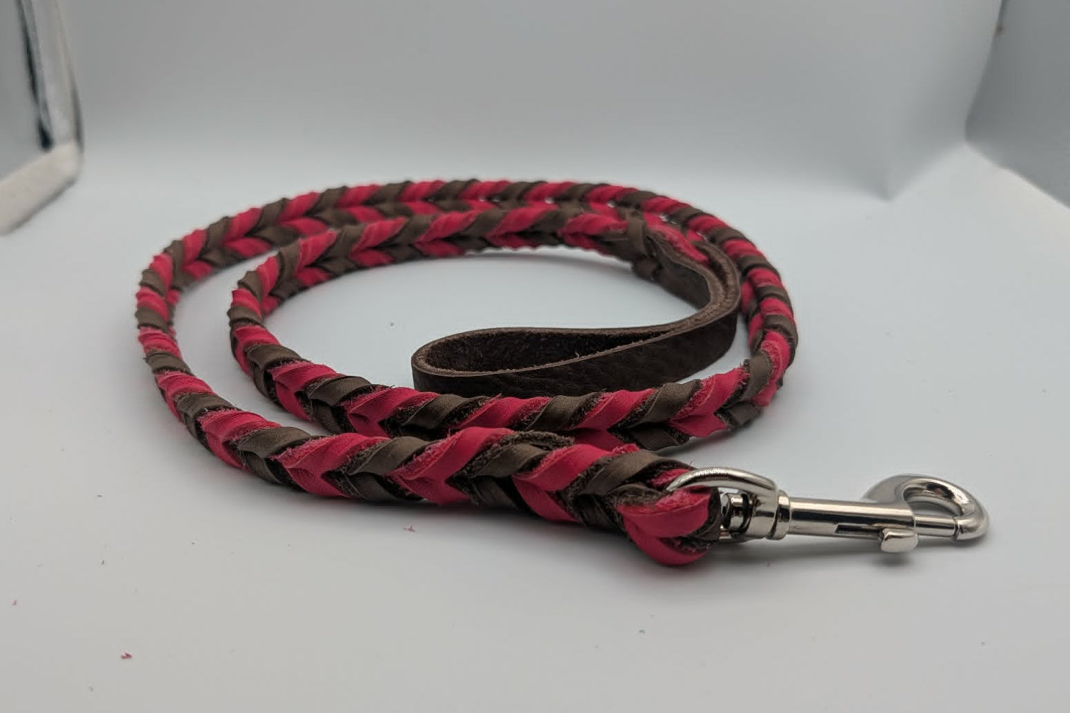 Clearance Leashes